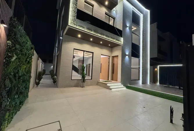 100825222 - Property Image 2