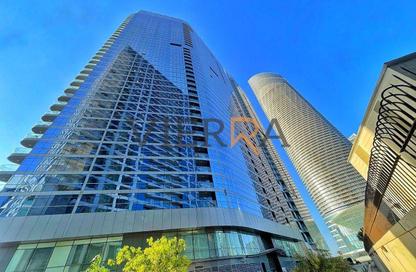 Apartment - 3 Bedrooms - 3 Bathrooms for rent in Wave tower - Corniche Road - Abu Dhabi