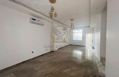 Villa - 3 - 4 for rent in Al Zaheya Gardens - Al Zahya - Ajman
