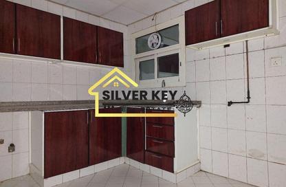 Apartment - 2 - 2 for rent in Abu Shagara building - Abu shagara - Sharjah