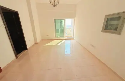 شقة - 1 حمام للايجار في برج الأبطال 1 - أبراج الأبطال - مدينة دبي الرياضية - دبي