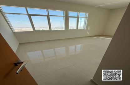 Apartment - 3 Bedrooms - 4 Bathrooms for sale in Gulf Tower - Emirates City - Ajman