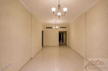 Apartment - 1 Bedroom - 2 Bathrooms for rent in Muwaileh 29 Building - Muwaileh - Sharjah