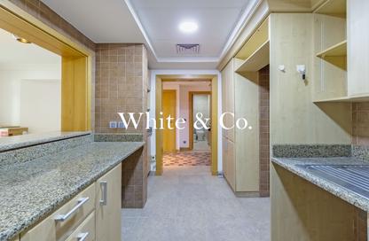 Apartment - 2 - 3 for rent in Al Habool - Shoreline Apartments - Palm Jumeirah - Dubai