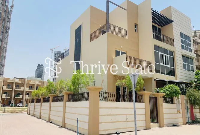 150006995 - Property Image 2