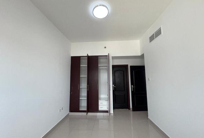 74258050 - Property Image 3