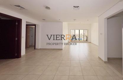 Apartment - 2 - 3 for rent in Venetian - Canal Residence - Dubai Sports City - Dubai