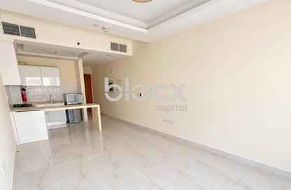 Apartment - Studio - 1 for rent in Dar Al Jawhara - District 13 - Jumeirah Village Circle - Dubai