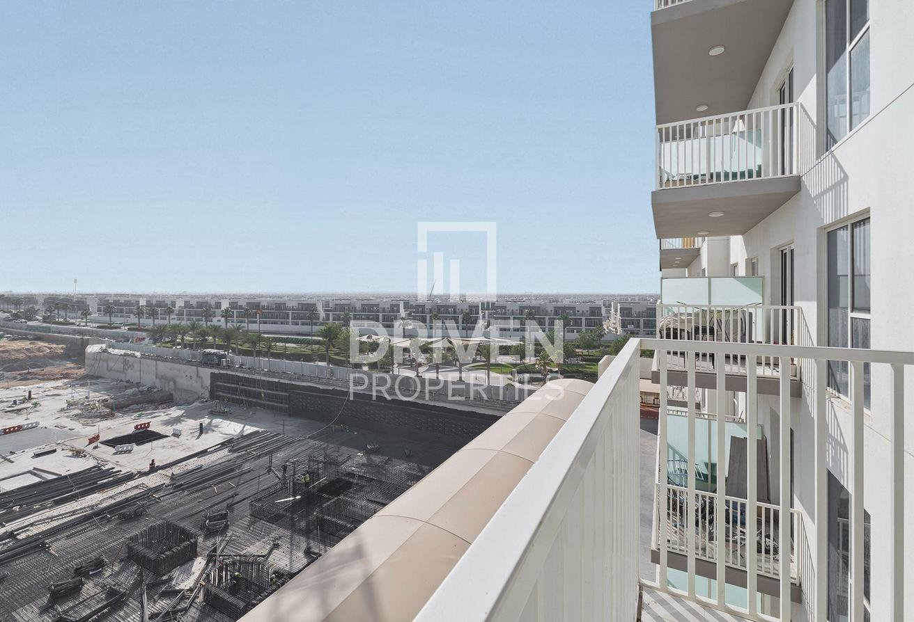 Modern Apt | Ready to Move in | Well Maintained photo 8