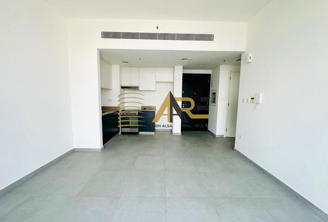 135614448 - Property Main Image