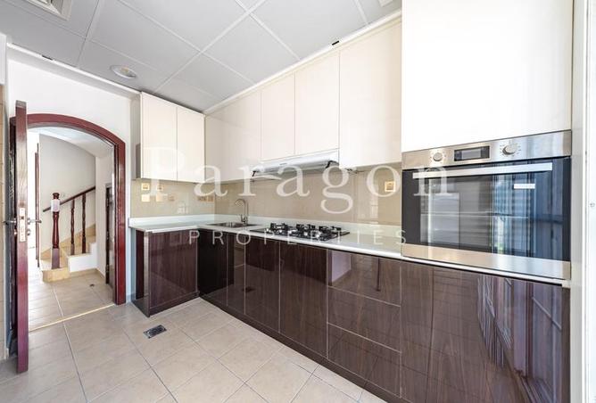 76966581 - Property Image 2