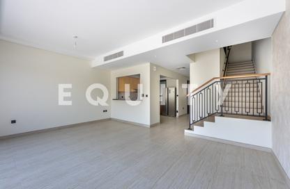 Townhouse - 4 - 3 for rent in Portofino - Damac Lagoons - Dubai