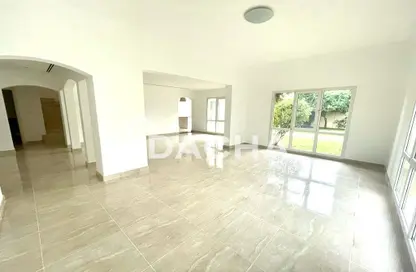 Villa - 5 Bedrooms - 6 Bathrooms for rent in Meadows 3 - Meadows - Dubai Villa - 5 Bedrooms - 6 Bathrooms for rent in Meadows 3 - Meadows - Dubai