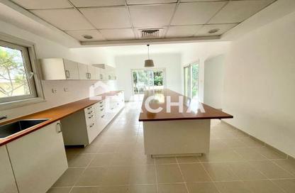Villa - 5 - 6 for rent in Meadows 3 - Meadows - Dubai Villa - 5 - 6 for rent in Meadows 3 - Meadows - Dubai