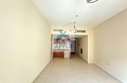 Apartment - Studio - 1 Bathroom for rent in Muwailih Building - Muwaileh - Sharjah