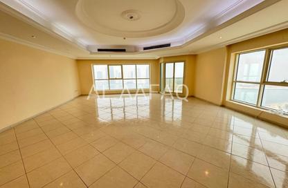 Apartment - 3 Bedrooms - 4 Bathrooms for rent in Al Khan Corniche - Al Khan - Sharjah