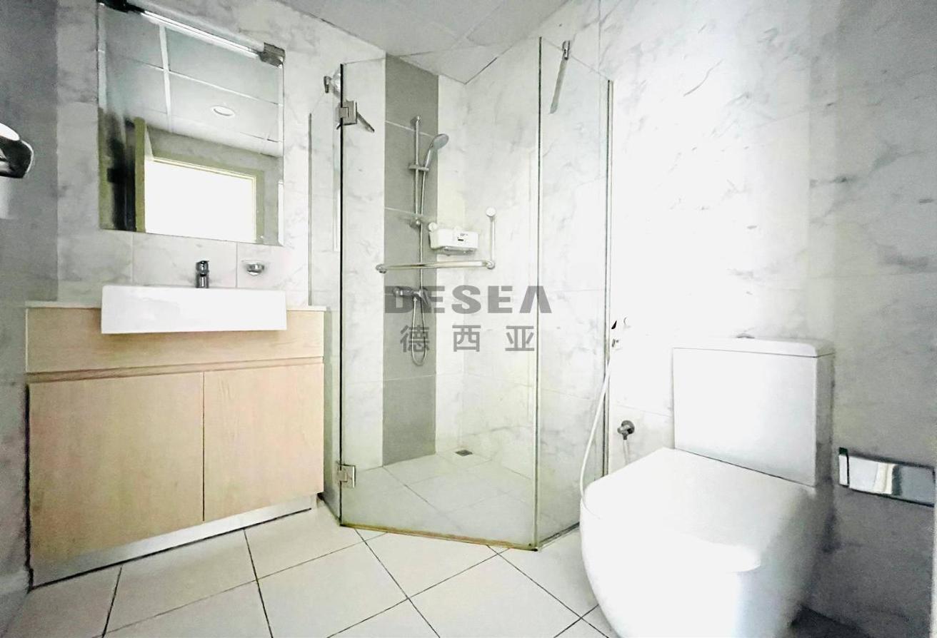 Spacious Layout | Community View | Vacant photo 11