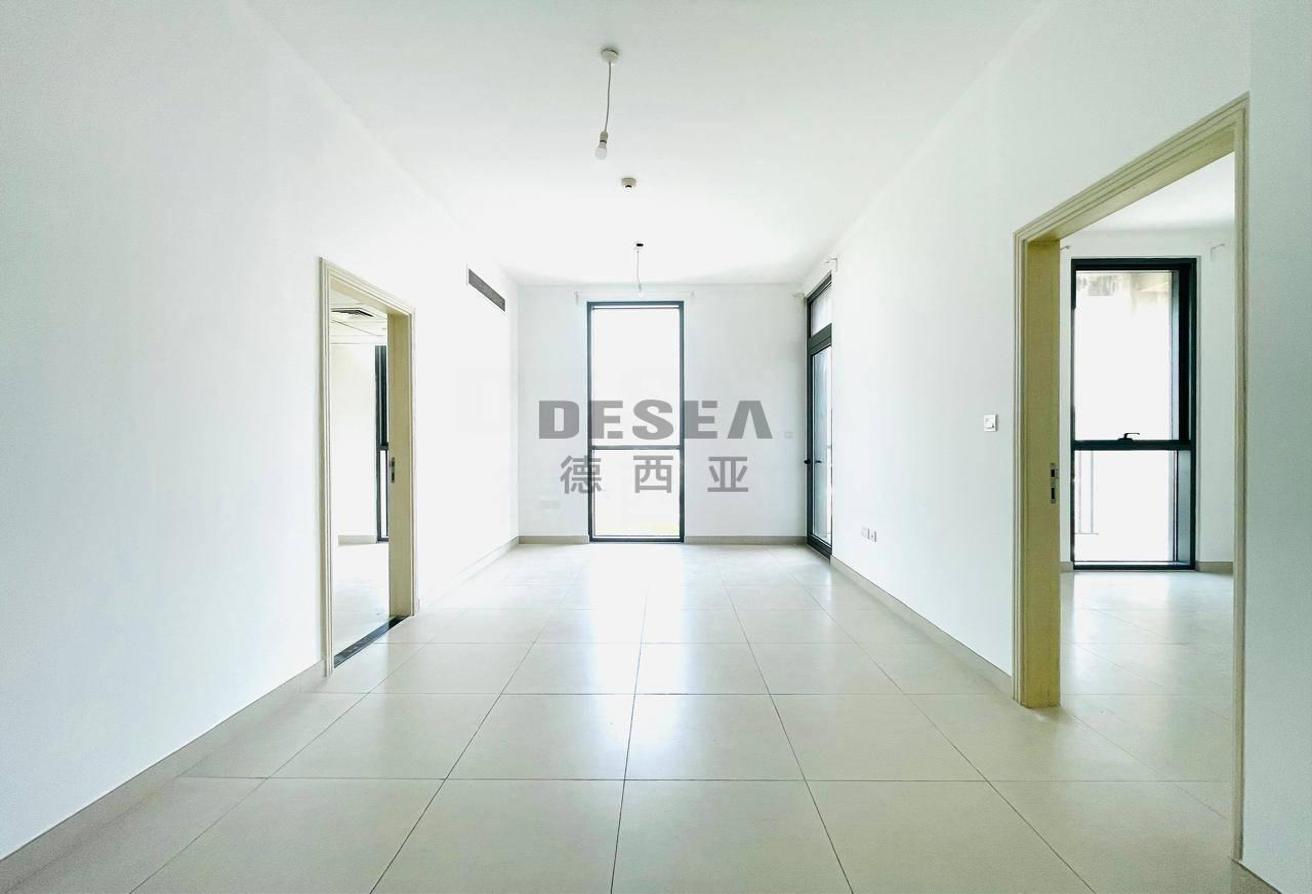 Spacious Layout | Community View | Vacant photo 2
