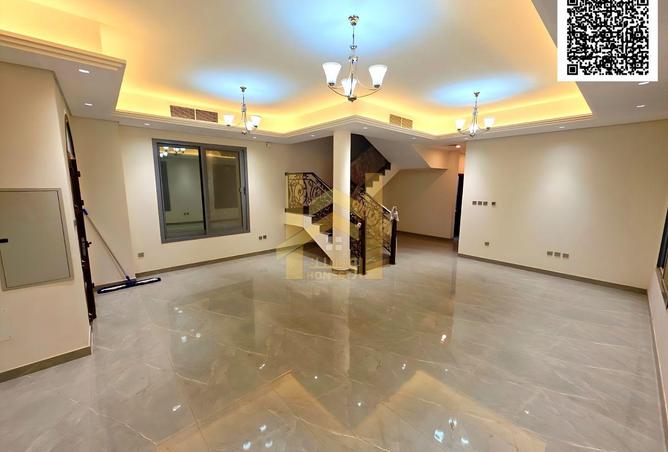 124296605 - Property Image 2
