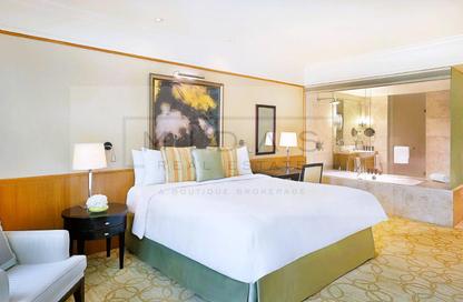 Hotel  and  Hotel Apartment - 3 - 4 for rent in Ritz Carlton - DIFC - Dubai