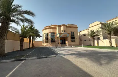 Apartment - 1 Bathroom for rent in Mohamed Bin Zayed Centre - Mohamed Bin Zayed City - Abu Dhabi