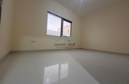 Apartment - Studio - 1 Bathroom for rent in Mohamed Bin Zayed Centre - Mohamed Bin Zayed City - Abu Dhabi