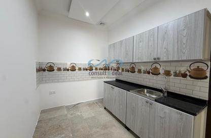 Apartment - Studio - 1 Bathroom for rent in Mohamed Bin Zayed Centre - Mohamed Bin Zayed City - Abu Dhabi
