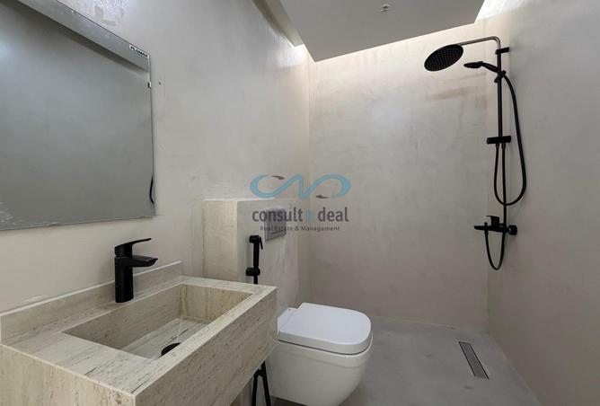 98277871 - Property Image 2