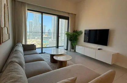 Apartment - 2 Bedrooms - 2 Bathrooms for rent in Burj Royale - Downtown Dubai - Dubai