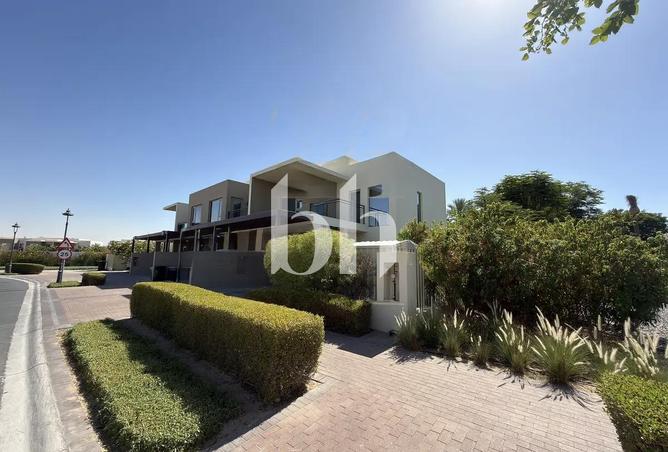 98250632 - Property Main Image