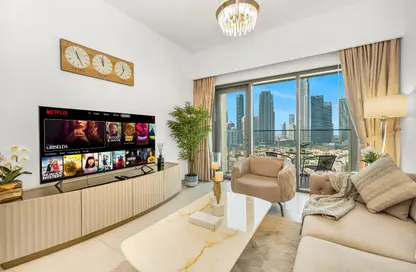 Apartment - 2 Bedrooms - 2 Bathrooms for rent in Burj Royale - Downtown Dubai - Dubai