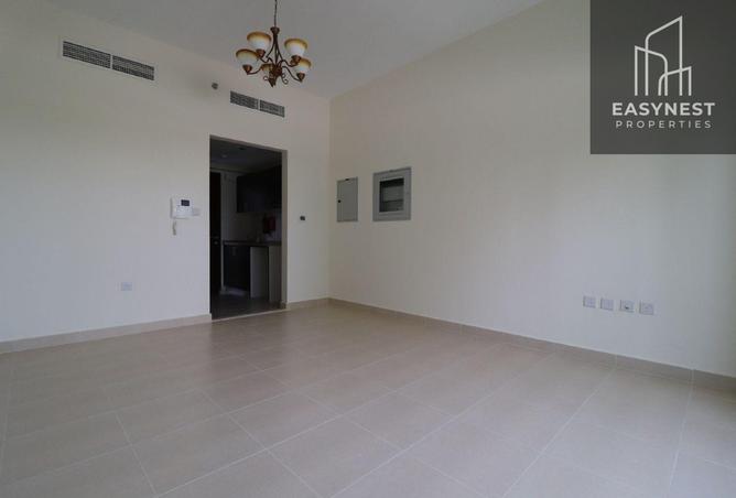 73120315 - Property Image 2