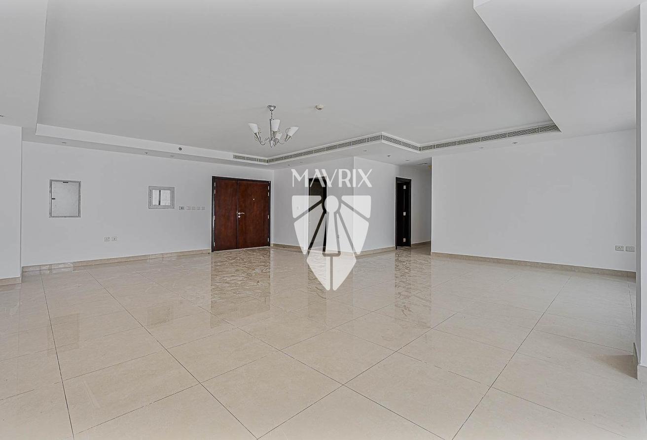 Vacant | Marina View | Penthouse | High Floor photo 10