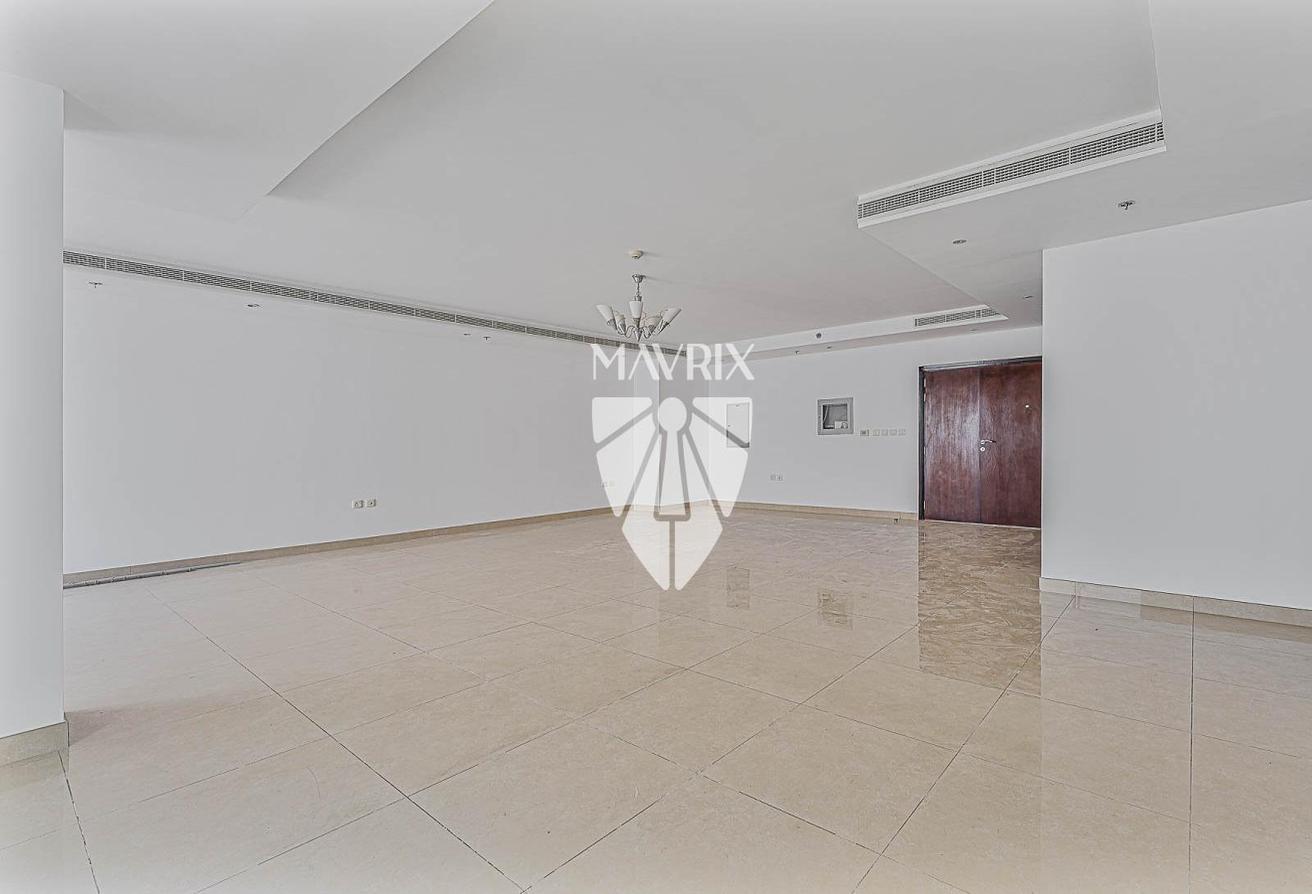 Vacant | Marina View | Penthouse | High Floor photo 11