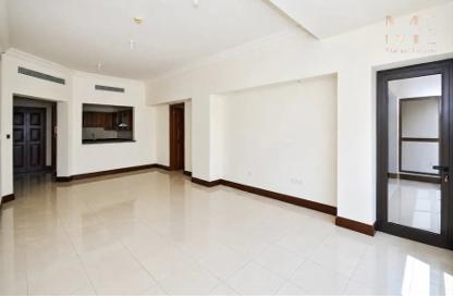 Apartment - 2 - 4 for rent in Golden Mile 6 - Golden Mile - Palm Jumeirah - Dubai