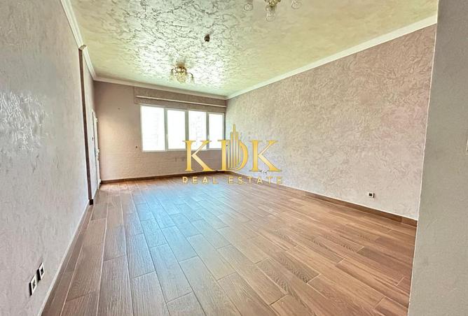 70670149 - Property Image 2