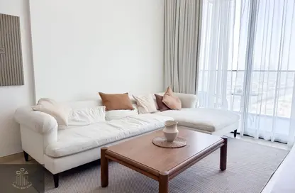 شقة - 2 غرف نوم - 2 حمامات للايجار في بن غاطي كورنر - الضاحية 10 - قرية جميرا الدائرية - دبي