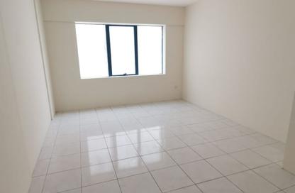 Apartment - 3 Bedrooms - 3 Bathrooms for rent in Al Majaz 1 - Al Majaz - Sharjah