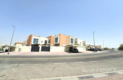 Villa - 4 Bedrooms - 5 Bathrooms for rent in Shorooq - Mirdif - Dubai Villa - 4 Bedrooms - 5 Bathrooms for rent in Shorooq - Mirdif - Dubai
