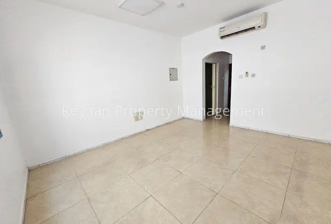 152401025 - Property Image 2