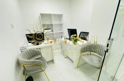 مكتب - غرفة نوم - 1 حمام للايجار في ريم ريزدنسي - الكرامة - دبي