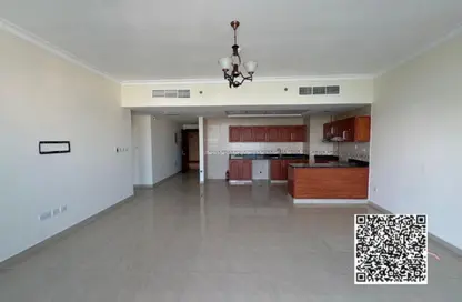 شقة - غرفة نوم - 2 حمامات للايجار في مساكن كورنيش عجمان - طريق كورنيش عجمان - عجمان