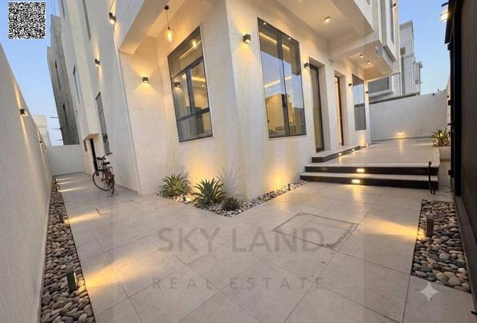 136574358 - Property Image 2