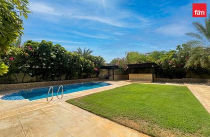 Villa - 4 - 5 for rent in District 3 - Jumeirah Park - Dubai