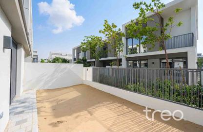 Villa - 4 - 5 for rent in Aura Gardens - Tilal Al Ghaf - Dubai