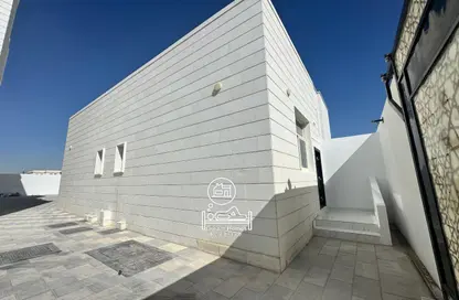 شقة - 1 حمام للايجار في مدينة شخبوط - أبوظبي