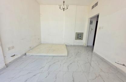 Apartment - 1 Bedroom - 2 Bathrooms for rent in Fire Station Road - Muwaileh - Sharjah