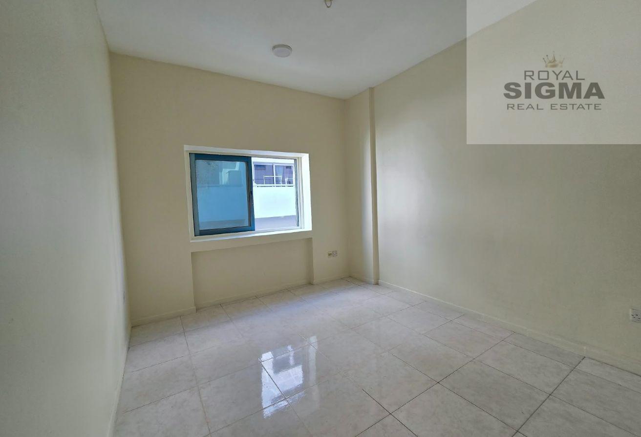 HOT SPECIOUS 1BHK APARTMENT NEAR REEF MALL photo 5