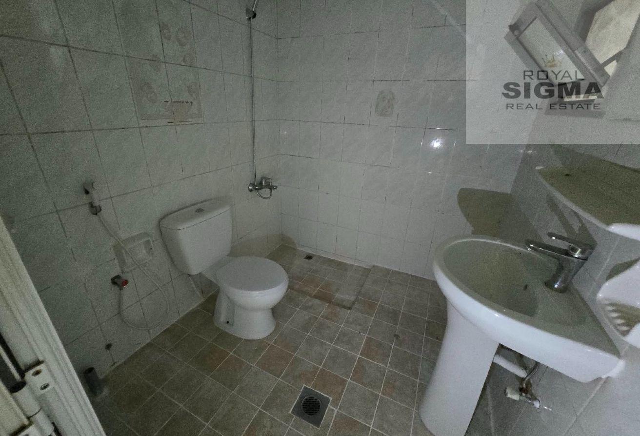 HOT SPECIOUS 1BHK APARTMENT NEAR REEF MALL photo 8