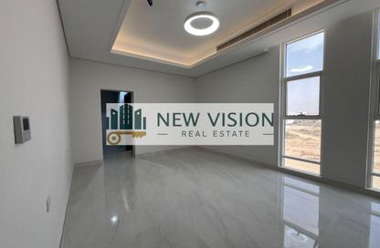 Villa - 4 - 6 for rent in Al Hooshi Villas - Hoshi - Al Badie - Sharjah
